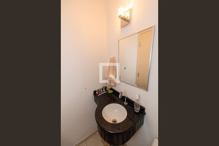 Casa para alugar com 230m², 3 quartos e 4 vagasLavabo