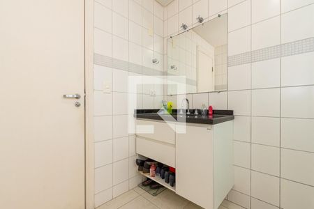 Casa para alugar com 230m², 3 quartos e 4 vagasBanheiro Social