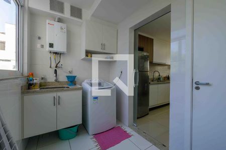 Apartamento à venda com 264m², 3 quartos e 2 vagas Apartamento à venda com 264m², 3 quartos e 2 vagasÁrea de Serviço