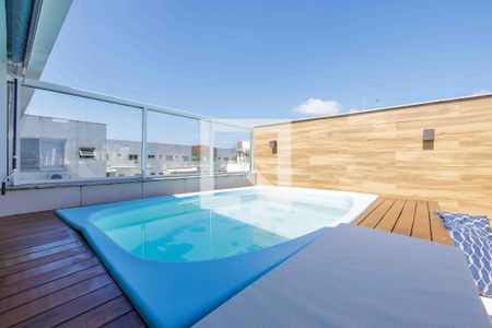 Apartamento à venda com 264m², 3 quartos e 2 vagas Apartamento à venda com 264m², 3 quartos e 2 vagasCobertura Piscina