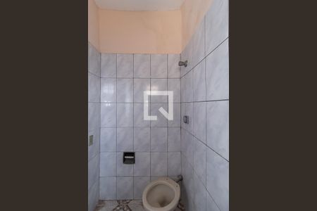 Casa para alugar com 64m², 1 quarto e sem vaga Casa para alugar com 64m², 1 quarto e sem vagaBanheiro