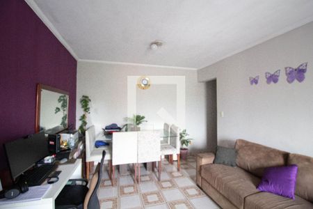 Sala de apartamento para alugar com 2 quartos, 72m² em Itaquera, São Paulo