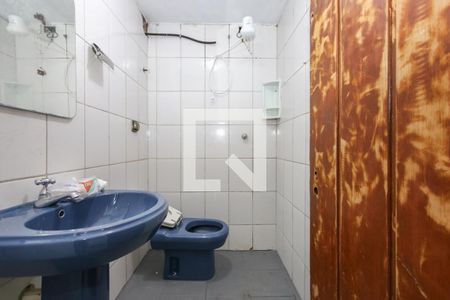 Casa à venda com 600m², 3 quartos e 4 vagasBanheiro de Serviço