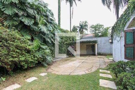 Casa à venda com 600m², 3 quartos e 4 vagasQuintal