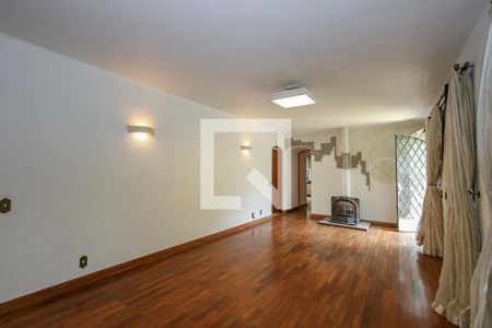 Sala 1 de casa à venda com 3 quartos, 600m² em Chácara Monte Alegre, São Paulo