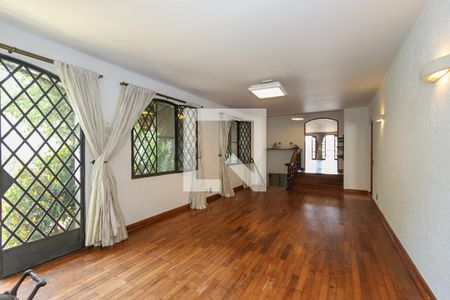 Sala 1 de casa à venda com 3 quartos, 600m² em Chácara Monte Alegre, São Paulo