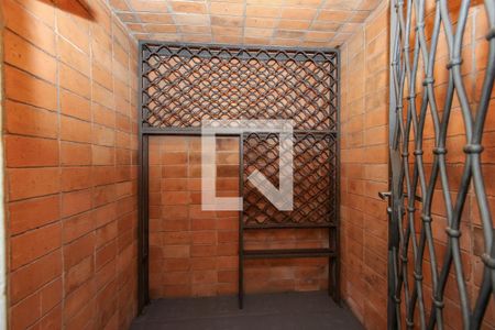 Casa à venda com 600m², 3 quartos e 4 vagasAdega