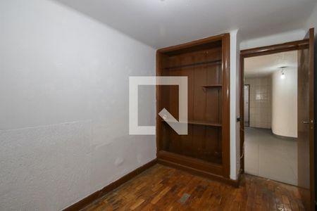Casa à venda com 600m², 3 quartos e 4 vagasQuarto de Serviço 1