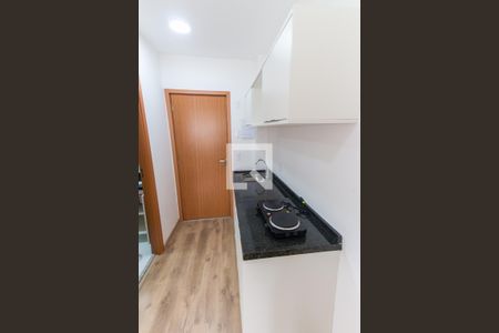 Cozinha de apartamento para alugar com 1 quarto, 24m² em Vila Mazzei, São Paulo
