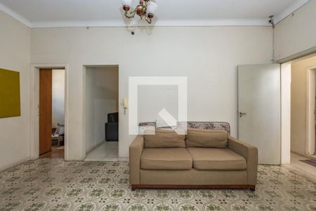 Casa à venda com 280m², 3 quartos e 2 vagasSala 6