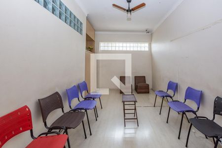 Casa à venda com 280m², 3 quartos e 2 vagasSala 2