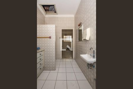 Casa à venda com 280m², 3 quartos e 2 vagasBanheiro Social