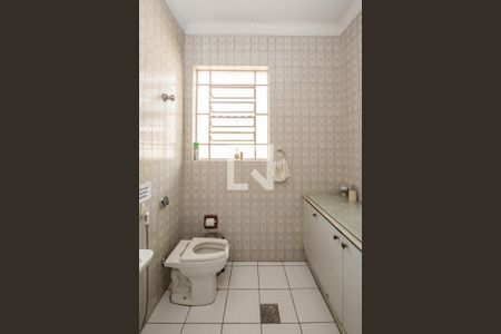 Casa à venda com 280m², 3 quartos e 2 vagasBanheiro Social