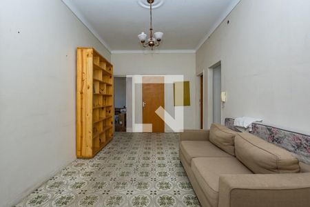 Casa à venda com 280m², 3 quartos e 2 vagasSala 6