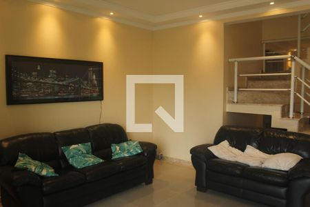 Sala de casa para alugar com 3 quartos, 176m² em Vila Gea, São Paulo