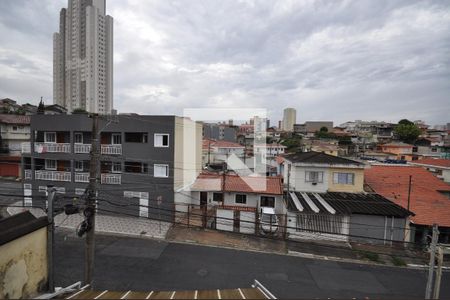 Vista do Quarto 1 de casa para alugar com 2 quartos, 145m² em Parque Vitoria, São Paulo