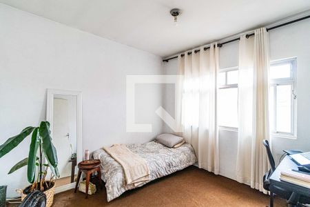 Casa à venda com 260m², 3 quartos e 7 vagas Casa à venda com 260m², 3 quartos e 7 vagasQuarto 2