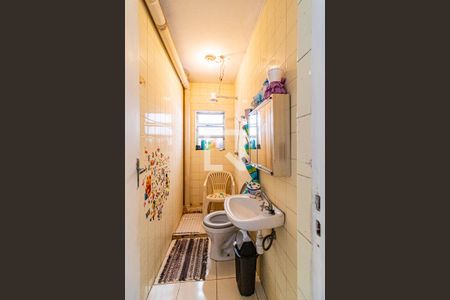 Casa à venda com 260m², 3 quartos e 7 vagas Casa à venda com 260m², 3 quartos e 7 vagasBanheiro