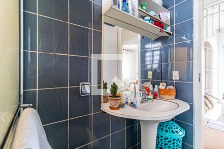 Casa à venda com 260m², 3 quartos e 7 vagas Casa à venda com 260m², 3 quartos e 7 vagasBanheiro