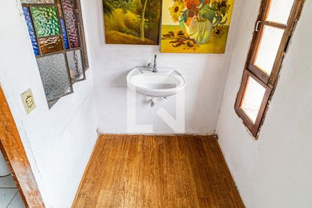 Casa à venda com 260m², 3 quartos e 7 vagas Casa à venda com 260m², 3 quartos e 7 vagasBanheiro