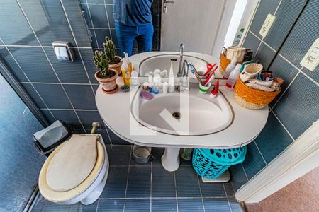 Casa à venda com 260m², 3 quartos e 7 vagas Casa à venda com 260m², 3 quartos e 7 vagasBanheiro