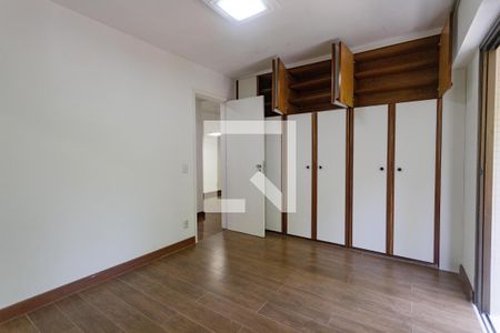 Apartamento para alugar com 95m², 2 quartos e 1 vagaSuíte