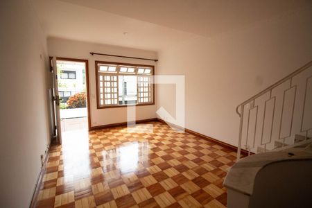 Sala de casa à venda com 4 quartos, 120m² em Vila Madalena, São Paulo