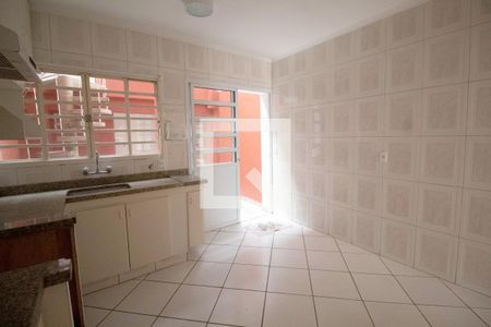 Casa para alugar com 120m², 3 quartos e 1 vagaCozinha