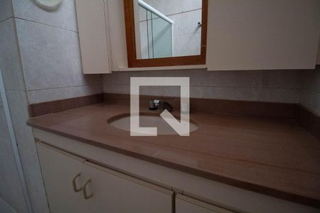 Casa para alugar com 120m², 3 quartos e 1 vagaBanheiro