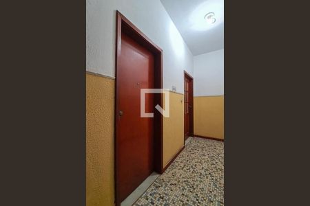 Apartamento à venda com 63m², 2 quartos e sem vaga Apartamento à venda com 63m², 2 quartos e sem vagaEntrada