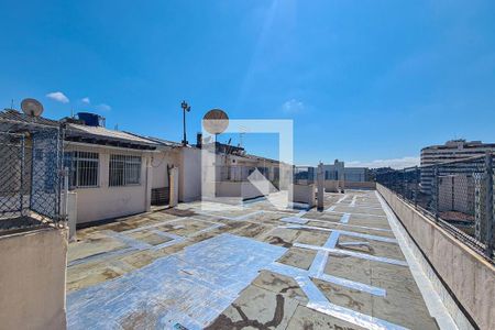 Apartamento à venda com 63m², 2 quartos e sem vaga Apartamento à venda com 63m², 2 quartos e sem vagaTerraço
