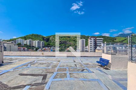 Apartamento à venda com 63m², 2 quartos e sem vaga Apartamento à venda com 63m², 2 quartos e sem vagaTerraço