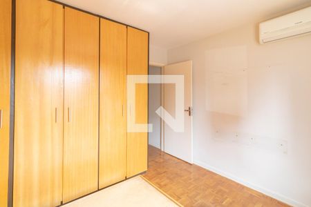 Quarto 2 de casa para alugar com 2 quartos, 88m² em Vila Primavera, São Paulo