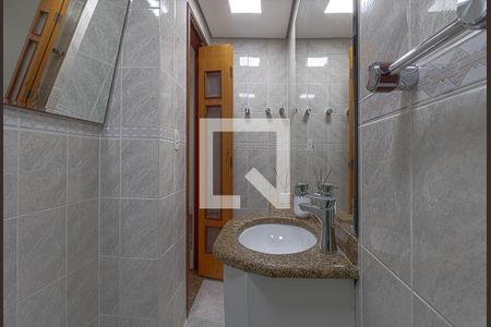 Casa à venda com 154m², 3 quartos e sem vagaBanheiro