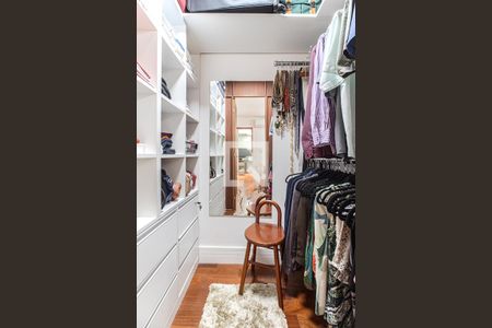 Casa à venda com 154m², 3 quartos e sem vagaCloset