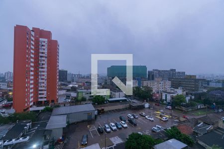Vista da Sala  de apartamento à venda com 2 quartos, 53m² em Azenha, Porto Alegre