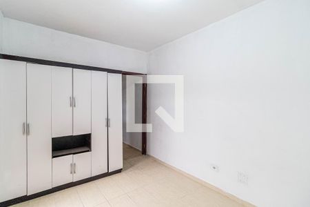 Casa à venda com 120m², 5 quartos e 2 vagas Casa à venda com 120m², 5 quartos e 2 vagasSuite 01