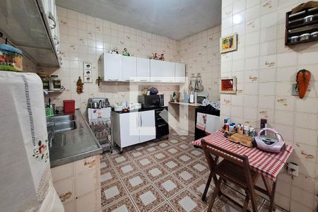 Casa à venda com 100m², 3 quartos e 2 vagasCozinha