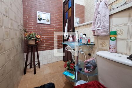 Casa à venda com 100m², 3 quartos e 2 vagasBanheiro Social