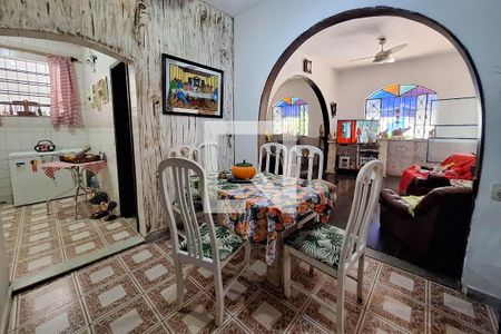 Casa à venda com 100m², 3 quartos e 2 vagasCopa