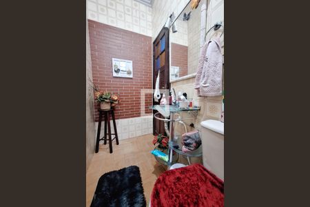 Casa à venda com 100m², 3 quartos e 2 vagasBanheiro Social