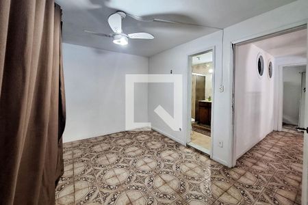 Casa à venda com 100m², 3 quartos e 2 vagasSuíte 2