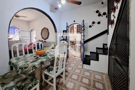 Casa à venda com 100m², 3 quartos e 2 vagasCopa