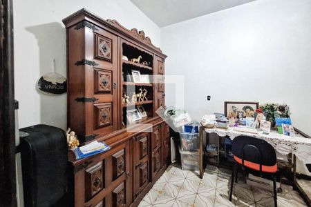 Casa à venda com 100m², 3 quartos e 2 vagasEscritório