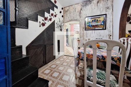 Casa à venda com 100m², 3 quartos e 2 vagasCopa