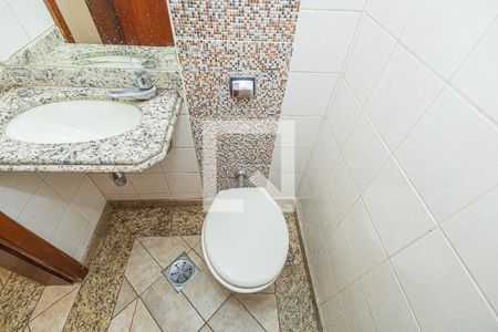 Lavabo de casa à venda com 5 quartos, 336m² em Itapoã, Belo Horizonte