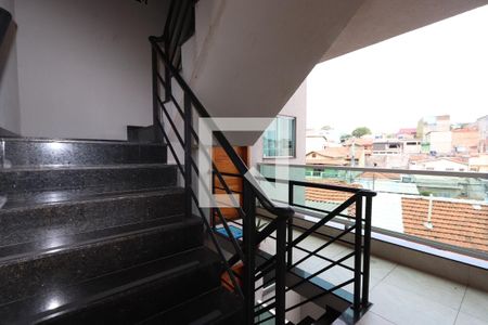 Apartamento à venda com 43m², 2 quartos e sem vagaEscada