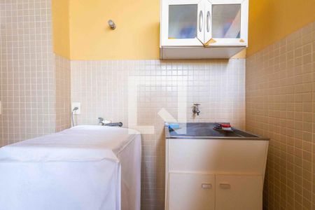 Casa de condomínio à venda com 325m², 4 quartos e 2 vagasÁrea de Serviço