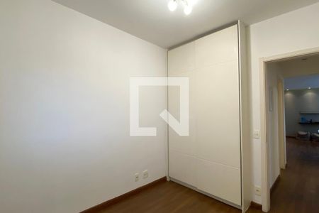 Apartamento à venda com 72m², 3 quartos e 1 vagaQuarto 2