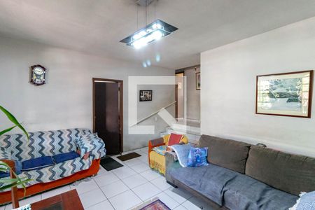 Sala de casa à venda com 3 quartos, 193m² em Dom Bosco, Belo Horizonte